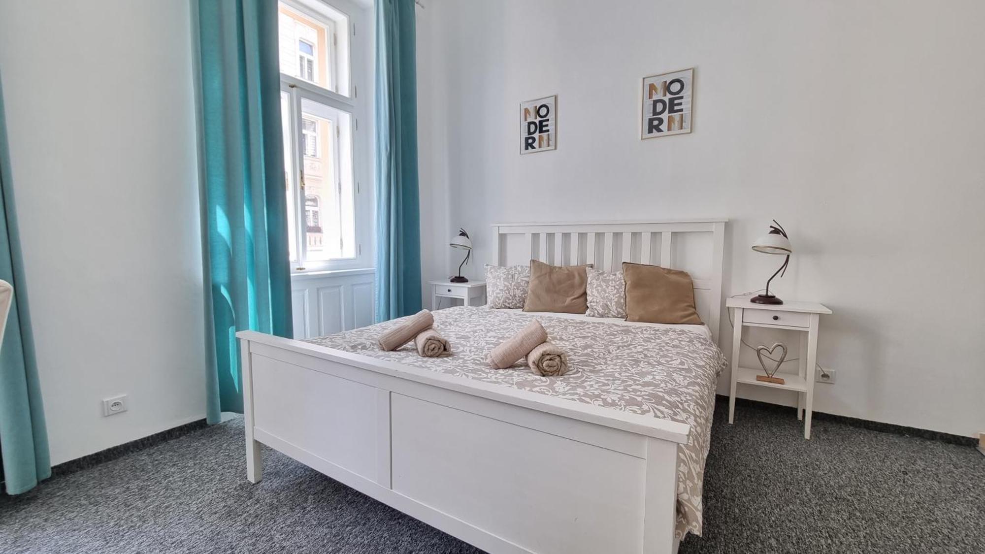 Finnem Rentals Tyrsova Praga Exterior foto